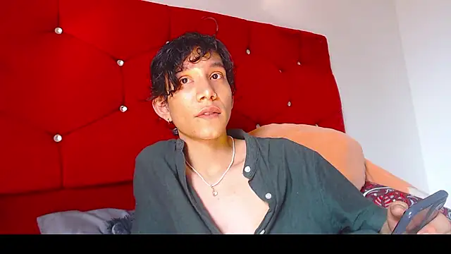 LAICK 01 online show from 03/24/26, 08:31