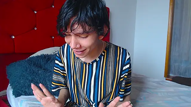 LAICK 01 online show from 03/18/26, 06:09