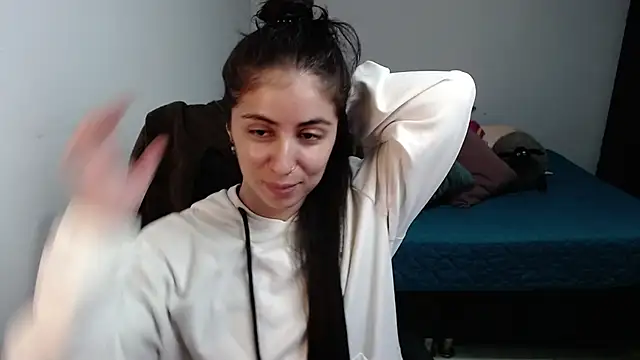 Snapshot of valentina_angel chatting on 12/20/25, 03:09 valentina angel online show from 12/20/25, 03:09