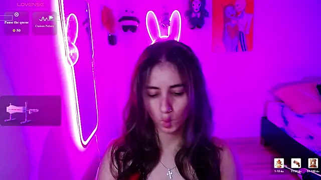 Snapshot of valentina_angel chatting on 06/07/26, 03:01 valentina angel online show from 06/07/26, 03:01