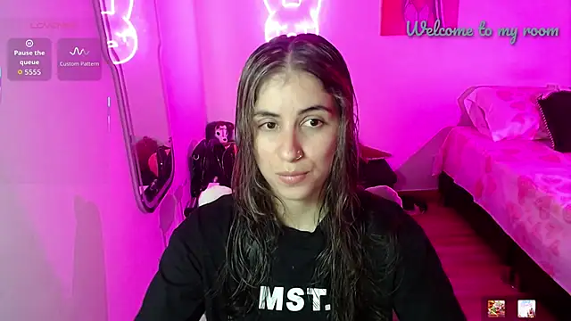 valentina angel online show from 04/07/26, 03:19