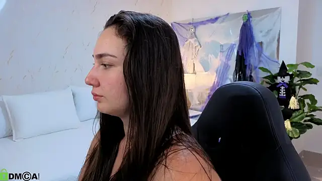 ava blue online show from 10/21/25, 07:46