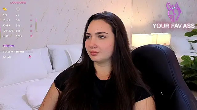 Snapshot of ava_blue chatting on 09/17/25, 07:49 ava blue online show from 09/17/25, 07:49