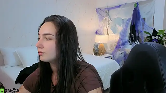 ava blue online show from 10/20/25, 07:47