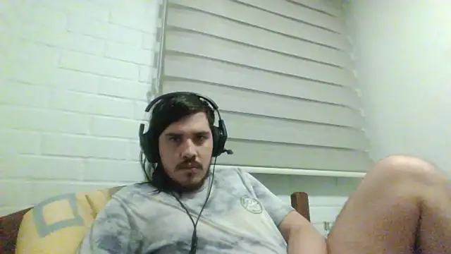 hung weeb online show from 03/31/26, 03:19