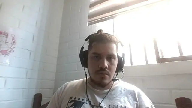 hung weeb online show from 01/16/26, 07:29