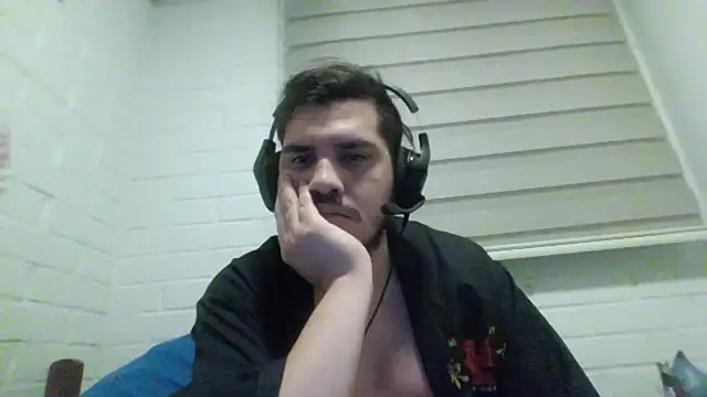 hung weeb online show from 02/06/26, 02:40