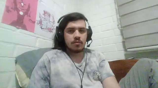 hung weeb online show from 10/28/25, 02:23