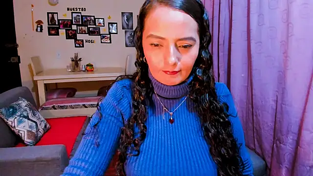 emma luxy online show from 03/31/26, 11:51