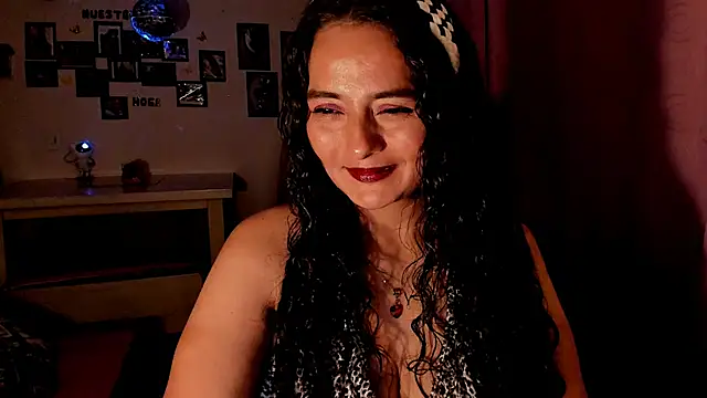 emma luxy online show from 04/05/26, 12:39