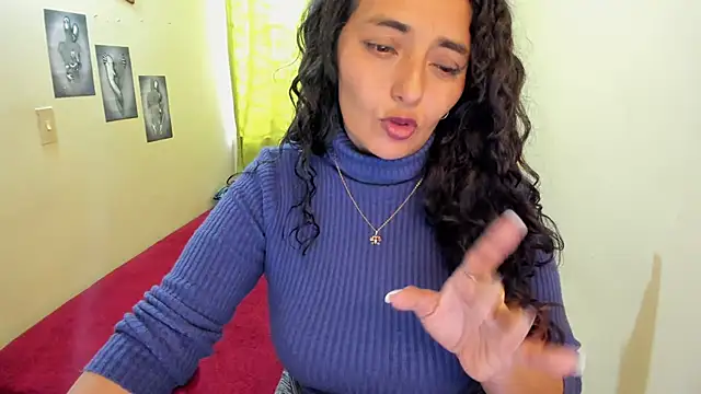 emma luxy online show from 12/29/24, 12:23