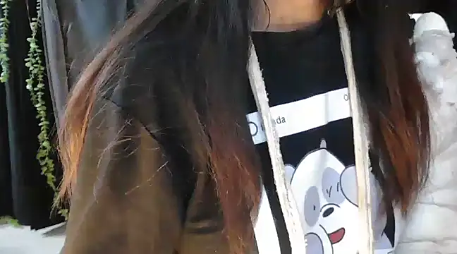 Snapshot of JannatDoll1 chatting on 02/04/25, 08:13 JannatDoll1 online show from 02/04/25, 08:13