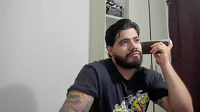 Snapshot of _Coddygold_ chatting on 11/30/25, 11:44 Coddygold online show from 11/30/25, 11:44