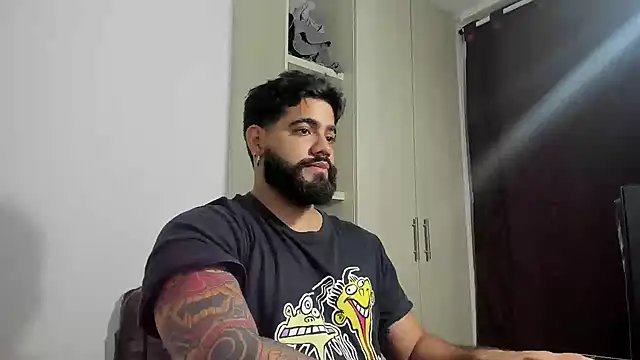 Snapshot of _Coddygold_ chatting on 10/09/25, 01:06 Coddygold online show from 10/09/25, 01:06