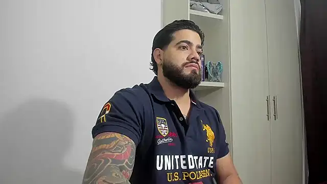 Snapshot of _Coddygold_ chatting on 12/17/25, 10:42 Coddygold online show from 12/17/25, 10:42