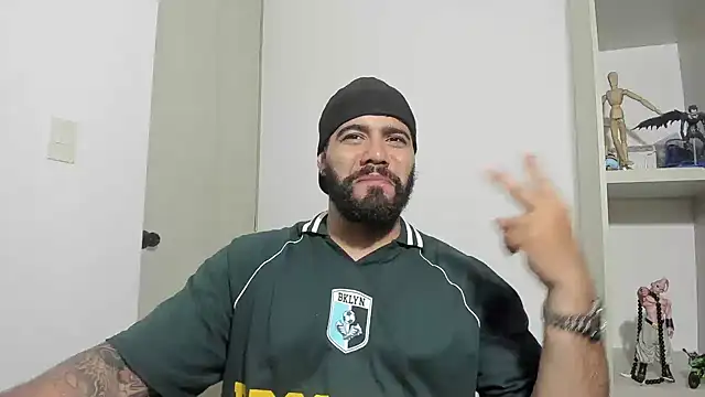 Snapshot of _Coddygold_ chatting on 09/19/25, 12:25 Coddygold online show from 09/19/25, 12:25