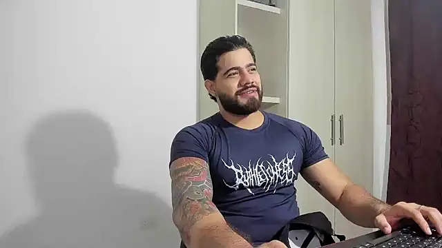 Snapshot of _Coddygold_ chatting on 11/18/25, 11:35 Coddygold online show from 11/18/25, 11:35