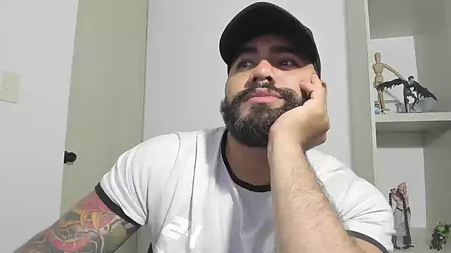 Snapshot of _Coddygold_ chatting on 10/01/25, 11:30 Coddygold online show from 10/01/25, 11:30