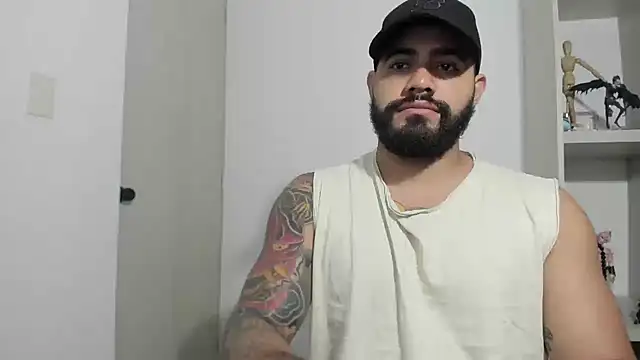 Snapshot of _Coddygold_ chatting on 09/23/25, 11:39 Coddygold online show from 09/23/25, 11:39