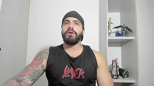 Snapshot of _Coddygold_ chatting on 09/12/25, 12:55 Coddygold online show from 09/12/25, 12:55