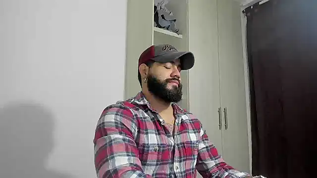 Snapshot of _Coddygold_ chatting on 10/19/25, 11:02 Coddygold online show from 10/19/25, 11:02