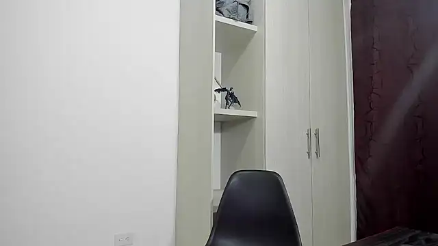 Snapshot of _Coddygold_ chatting on 11/13/25, 12:03 Coddygold online show from 11/13/25, 12:03