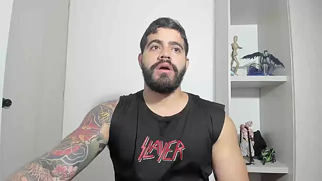 Snapshot of _Coddygold_ chatting on 09/12/25, 01:00 Coddygold online show from 09/12/25, 01:00