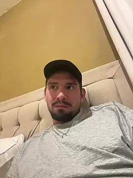 Tomthelong online show from 03/11/25, 07:35