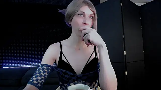 Snapshot of Hardy_Green chatting on 11/07/25, 04:17 Hardy Green online show from 11/07/25, 04:17