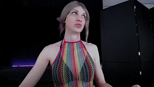 Snapshot of Hardy_Green chatting on 11/18/25, 05:44 Hardy Green online show from 11/18/25, 05:44