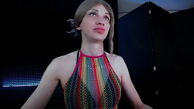 Snapshot of Hardy_Green chatting on 10/16/25, 03:37 Hardy Green online show from 10/16/25, 03:37