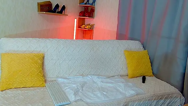 KimPolloc online show from 03/13/26, 07:52