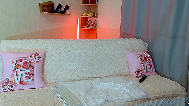 KimPolloc online show from 02/25/26, 07:25