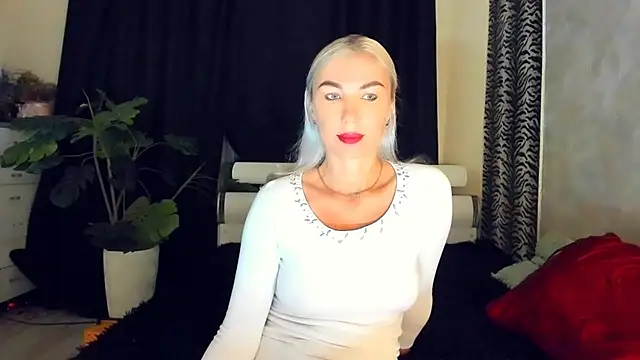 Snapshot of _SABOTAGE_ chatting on 06/16/26, 01:27 SABOTAGE online show from 06/16/26, 01:27
