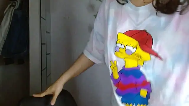 Nikkykora15 online show from 04/18/26, 12:46