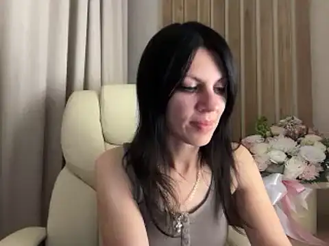 Snapshot of InjaAtHome chatting on 07/12/26, 07:47 InjaAtHome online show from 07/12/26, 07:47