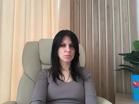 InjaAtHome online show from 04/25/26, 06:38