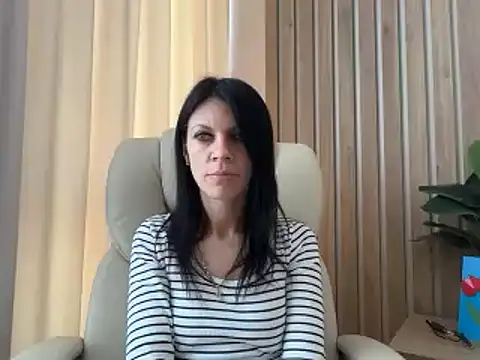 InjaAtHome online show from 05/25/26, 06:34