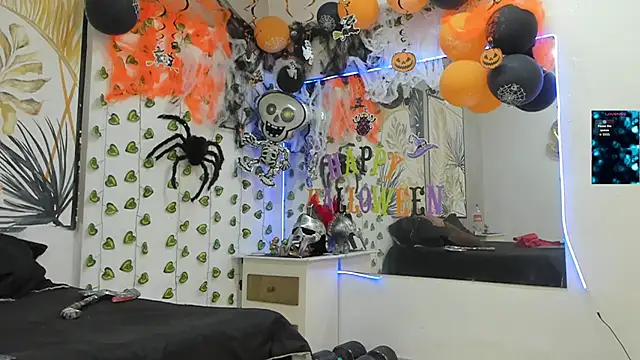 ChoreyTaiylor online show from 10/26/25, 01:11