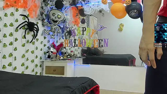 ChoreyTaiylor online show from 10/12/25, 04:30