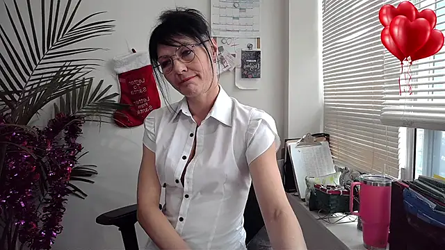 City Kat online show from 12/17/25, 05:29