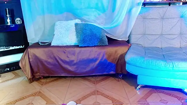 julieth sex1 online show from 04/05/26, 08:43