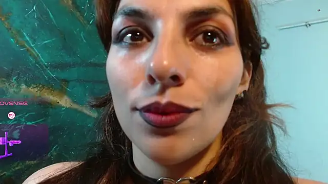 Snapshot of julieth_sex1 chatting on 02/18/26, 06:11 julieth sex1 online show from 02/18/26, 06:11