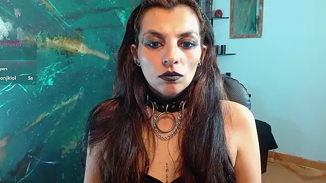 Snapshot of julieth_sex1 chatting on 01/15/26, 05:44 julieth sex1 online show from 01/15/26, 05:44