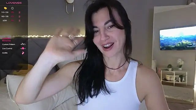 Mary love16 online show from 10/17/25, 06:39