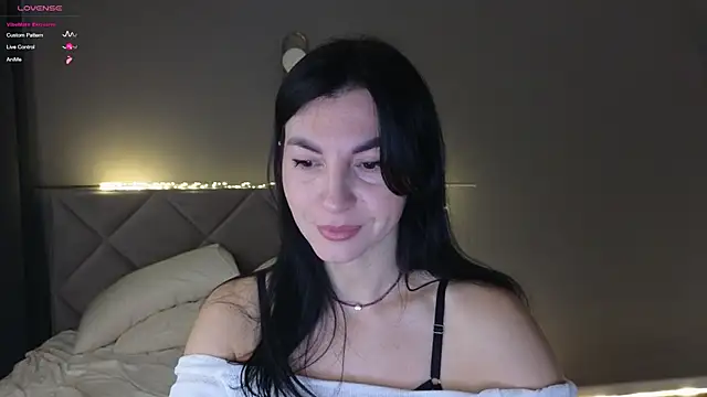 Mary love16 online show from 11/17/25, 07:34