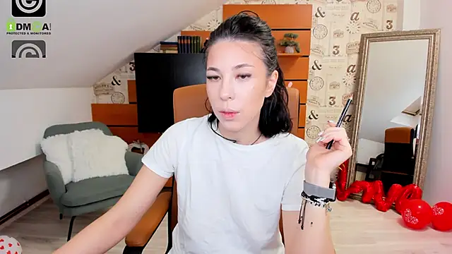 EmillyTaylor online show from 03/14/25, 04:21