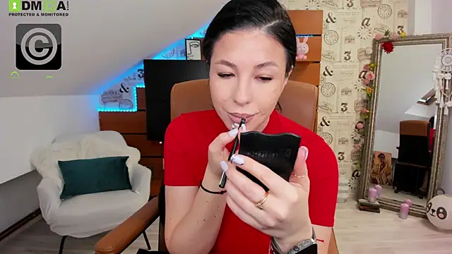 Snapshot of EmillyTaylor chatting on 06/12/26, 03:48 EmillyTaylor online show from 06/12/26, 03:48