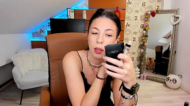 EmillyTaylor online show from 09/22/25, 03:45