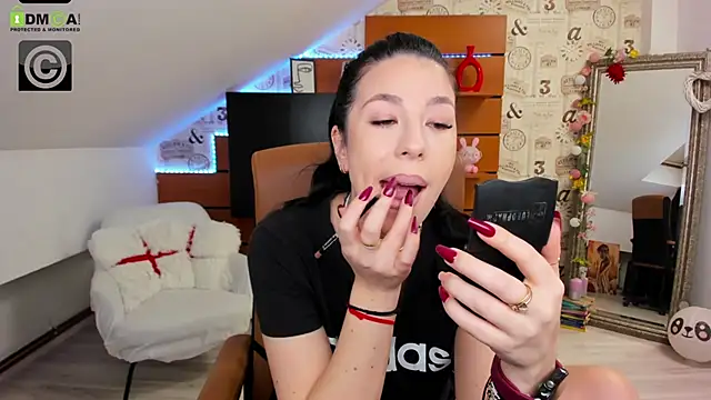 EmillyTaylor online show from 01/07/26, 04:50